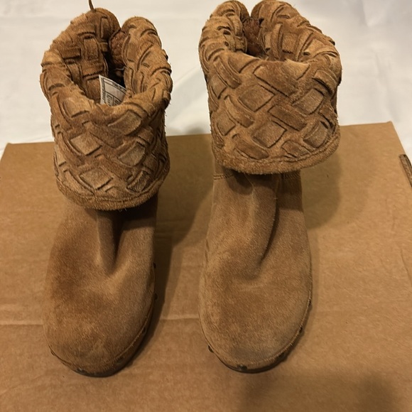 Ugg Lynnea Arroya Weave Chestnut Edgy Clog Ankle Boot - Picture 8 of 8